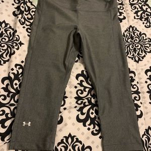 Under Armour Capris size L